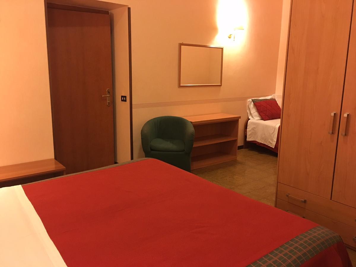Basic Triple Room,649597128:JPEG